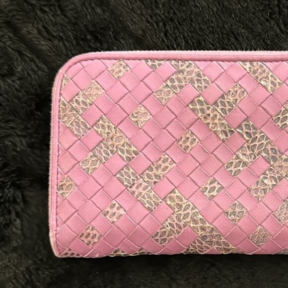 Authentic Bottega Veneta Full Zip Long Multicolor Leather Wallet W/ Card - Picture 3 of 6